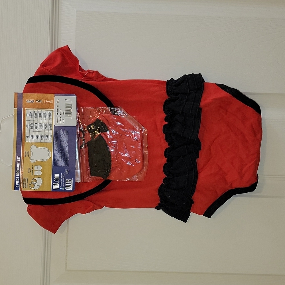 Chicago Bulls Basketball Infant Onsie Bodysuit 3 PCS Size 9-12 Month - Picture 7 of 12